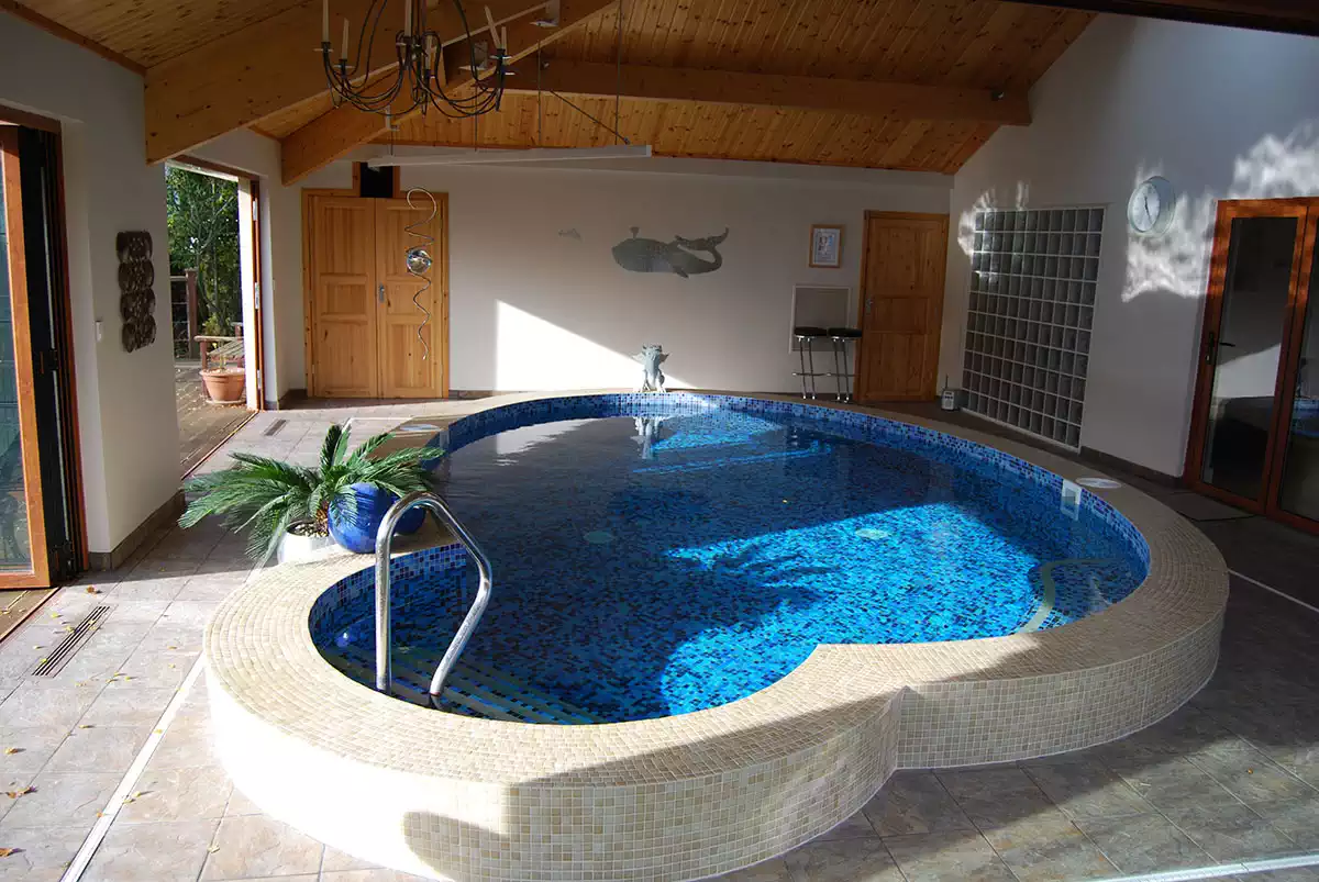 Hydrotherapy spa pool