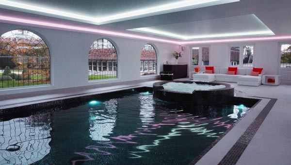 Indoor swimming pool